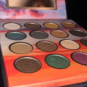 BH Cosmetics Palette